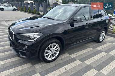 Внедорожник / Кроссовер BMW X1 2018 в Львове