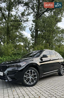 Внедорожник / Кроссовер BMW X1 2019 в Городке