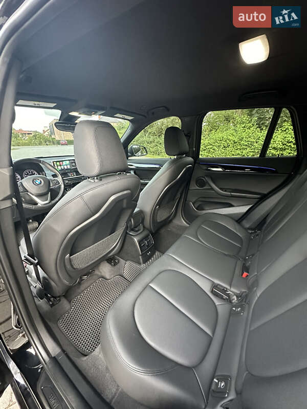 Внедорожник / Кроссовер BMW X1 2019 в Городке