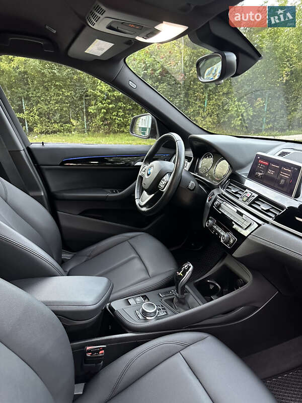 Внедорожник / Кроссовер BMW X1 2019 в Городке