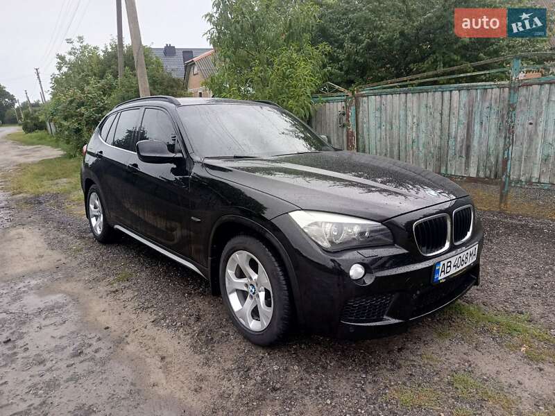 Внедорожник / Кроссовер BMW X1 2011 в Виннице