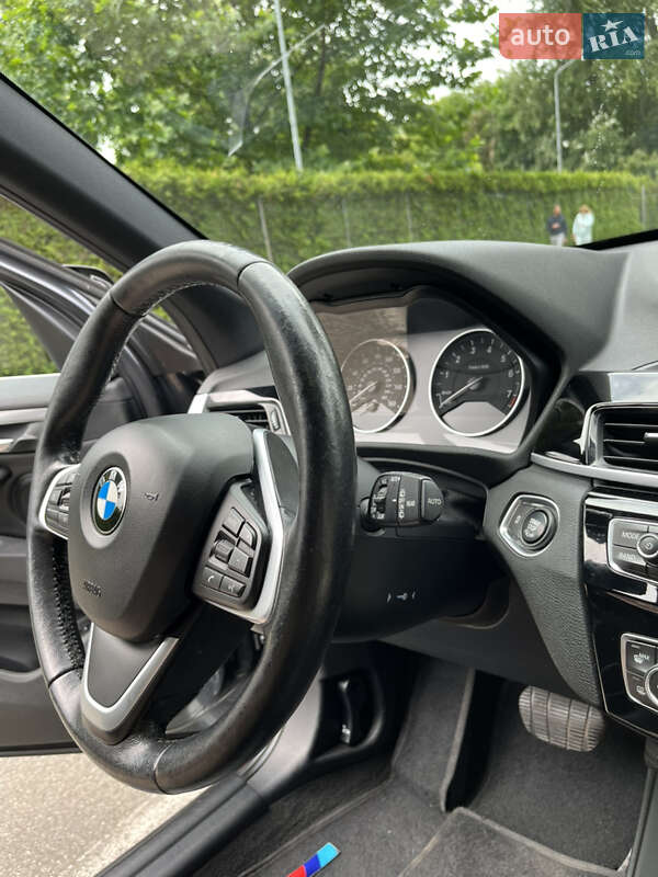 Внедорожник / Кроссовер BMW X1 2016 в Киеве фото 17 Внедорожник / Кроссовер BMW X1 2016 в Киеве