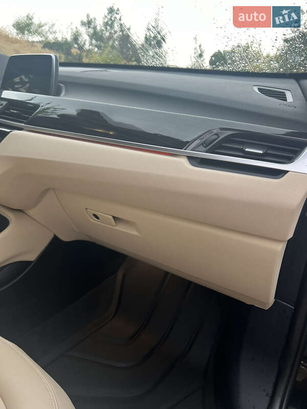 Внедорожник / Кроссовер BMW X1 2017 в Одессе фото 3 Внедорожник / Кроссовер BMW X1 2017 в Одессе