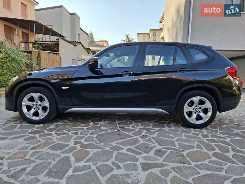Внедорожник / Кроссовер BMW X1 2011 в Тернополе