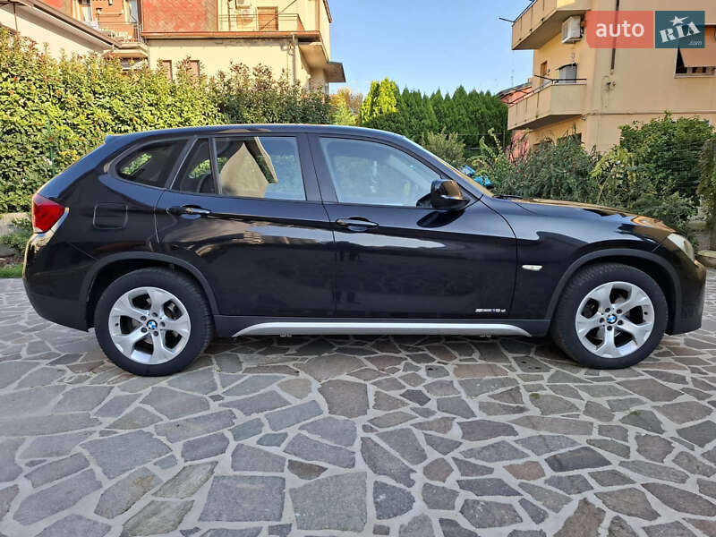 Внедорожник / Кроссовер BMW X1 2011 в Тернополе