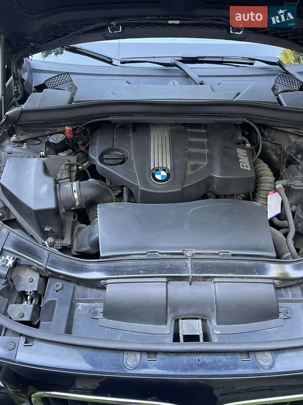 Внедорожник / Кроссовер BMW X1 2011 в Тернополе