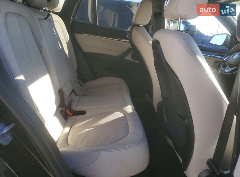 Внедорожник / Кроссовер BMW X1 2016 в Киеве фото 9 Внедорожник / Кроссовер BMW X1 2016 в Киеве