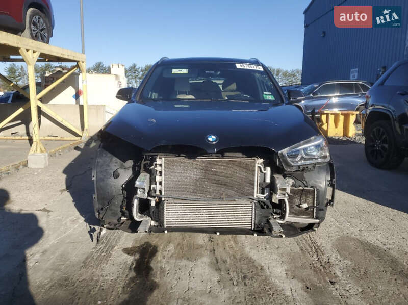 Внедорожник / Кроссовер BMW X1 2016 в Киеве фото 2 Внедорожник / Кроссовер BMW X1 2016 в Киеве