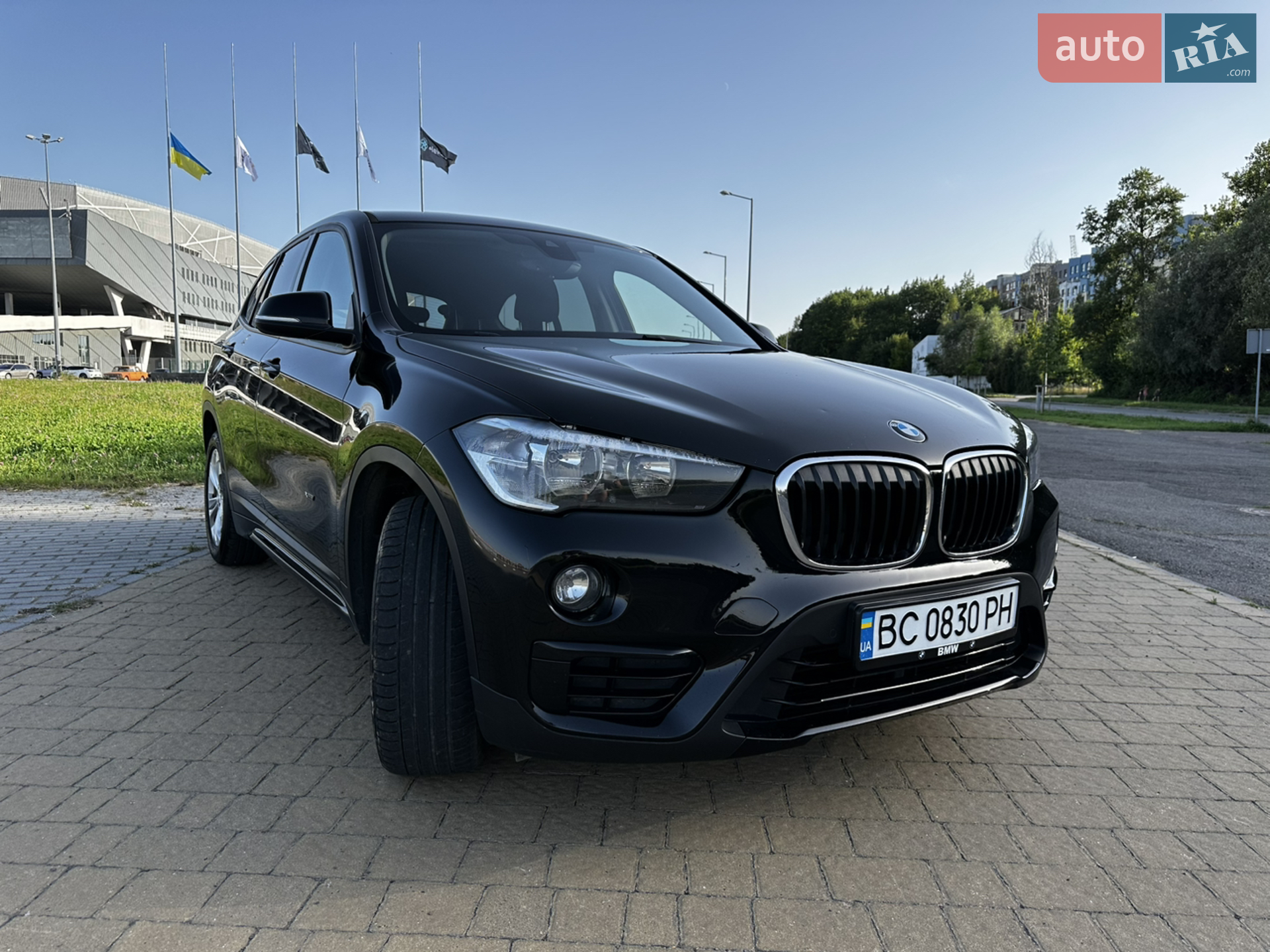 2016 BMW X1 - мініатюра 2