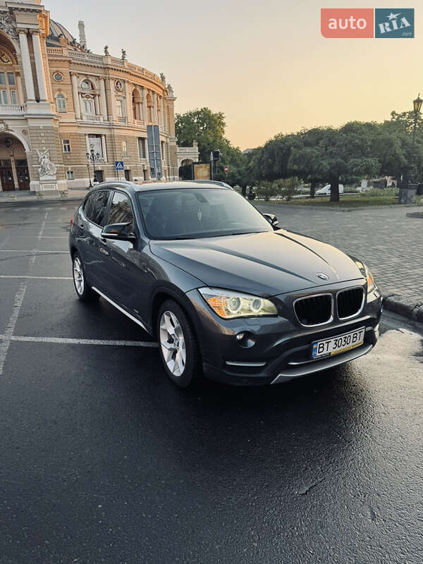 Внедорожник / Кроссовер BMW X1 2013 в Одессе