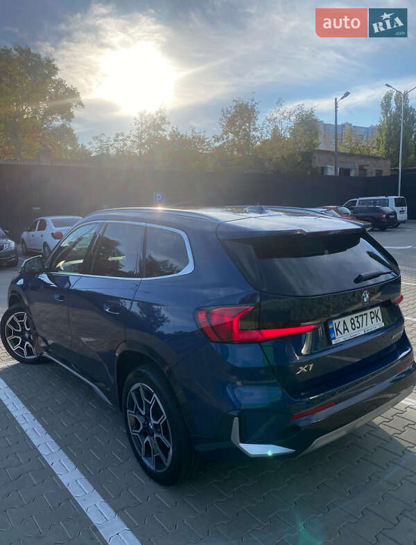 Внедорожник / Кроссовер BMW X1 2024 в Киеве