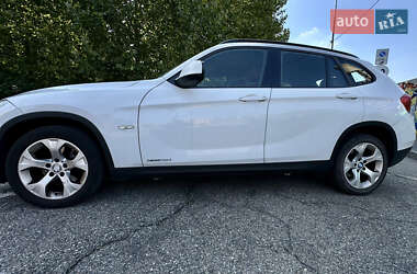 Внедорожник / Кроссовер BMW X1 2010 в Киеве