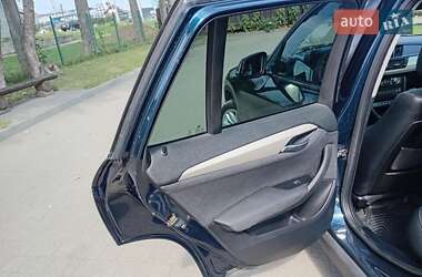 Внедорожник / Кроссовер BMW X1 2015 в 