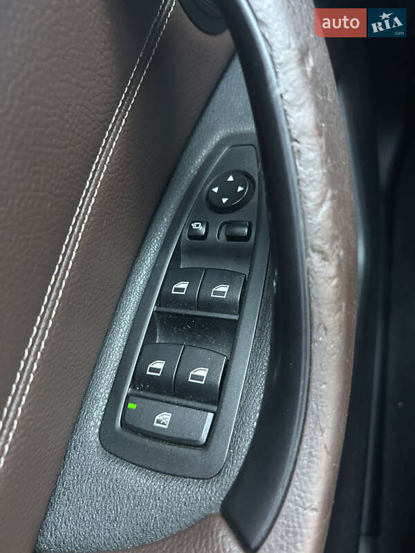 Внедорожник / Кроссовер BMW X1 2015 в Ивано-Франковске фото 28 Внедорожник / Кроссовер BMW X1 2015 в Ивано-Франковске