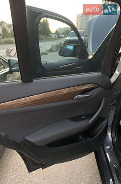 Внедорожник / Кроссовер BMW X1 2012 в Киеве