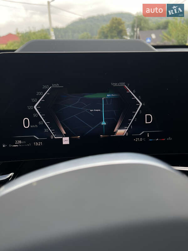 Внедорожник / Кроссовер BMW X1 2024 в Львове