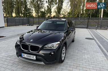 Внедорожник / Кроссовер BMW X1 2013 в Луцке
