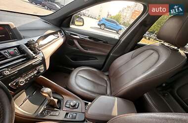 Внедорожник / Кроссовер BMW X1 2016 в Киеве