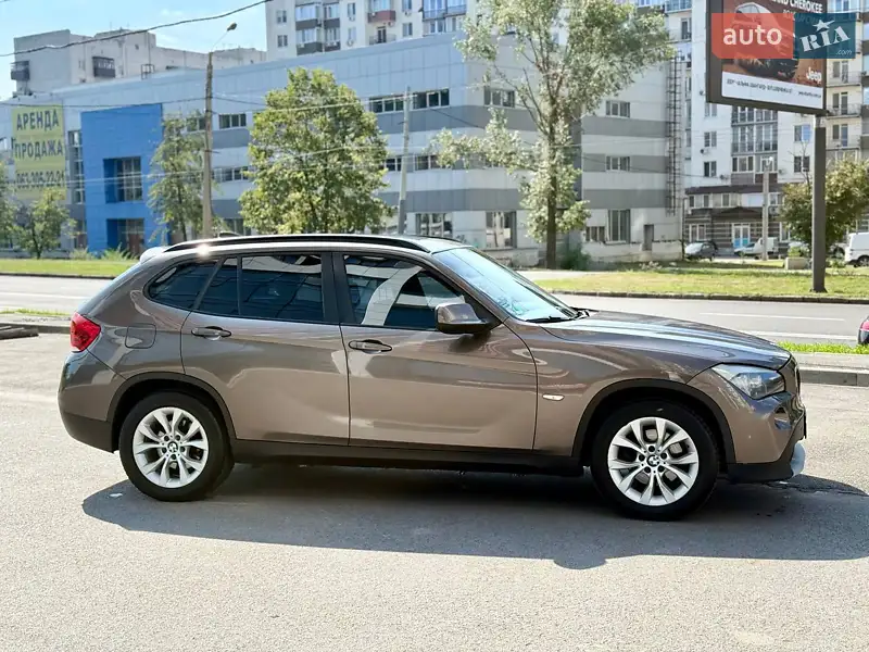 BMW X1 2011