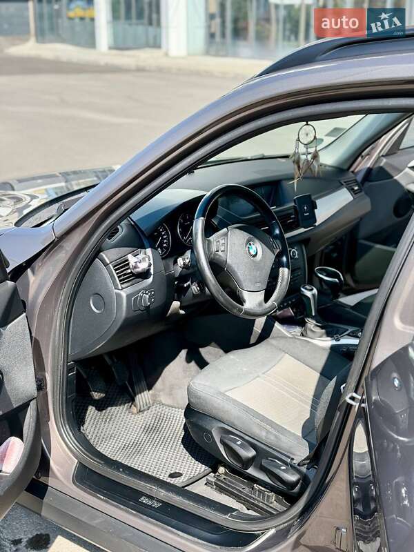 Внедорожник / Кроссовер BMW X1 2011 в Харькове