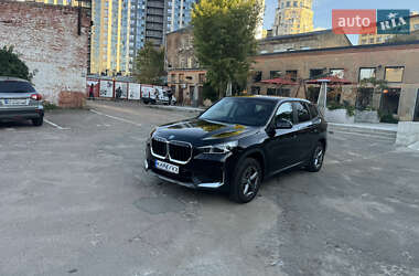 Внедорожник / Кроссовер BMW X1 2023 в Киеве
