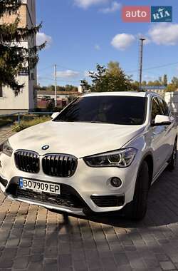 Позашляховик / Кросовер BMW X1 2016 в Тернополі