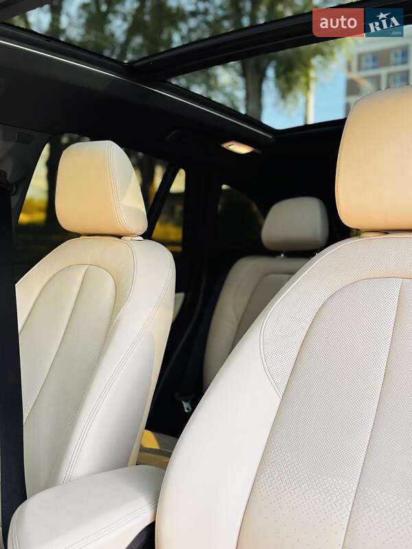 Позашляховик / Кросовер BMW X1 2016 в Тернополі