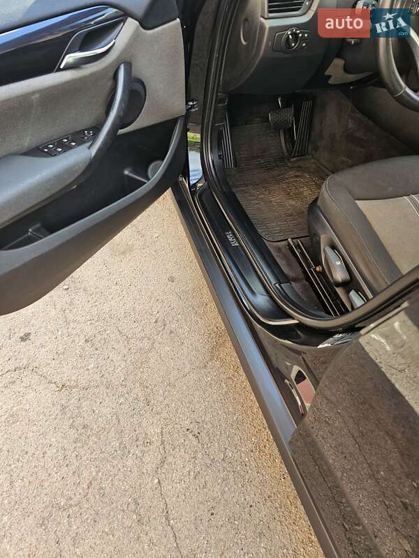 Внедорожник / Кроссовер BMW X1 2012 в Коростене фото 28 Внедорожник / Кроссовер BMW X1 2012 в Коростене