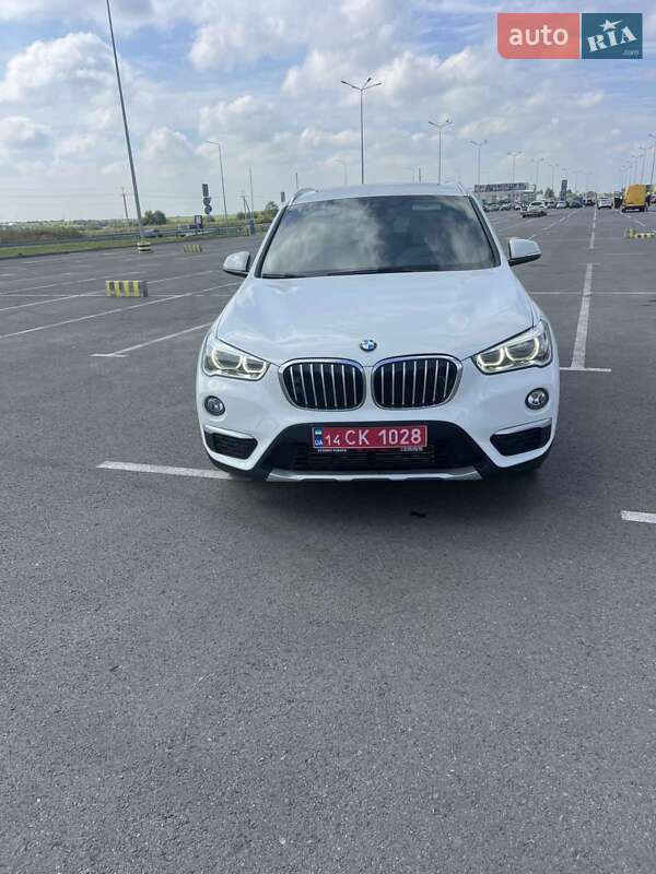 Позашляховик / Кросовер BMW X1 2018 в Львові