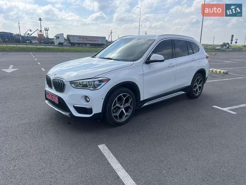 Позашляховик / Кросовер BMW X1 2018 в Львові