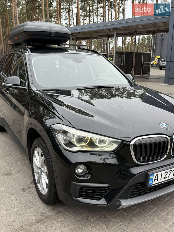 Внедорожник / Кроссовер BMW X1 2015 в Буче
