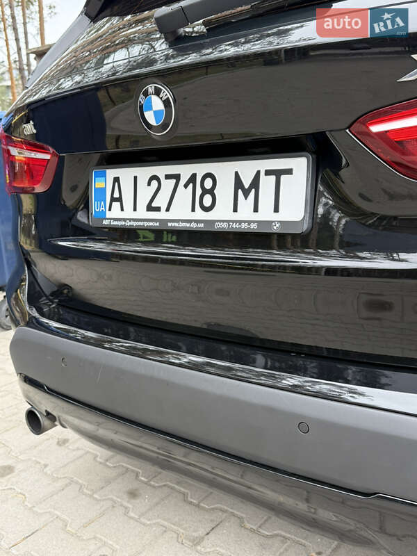 Внедорожник / Кроссовер BMW X1 2015 в Буче