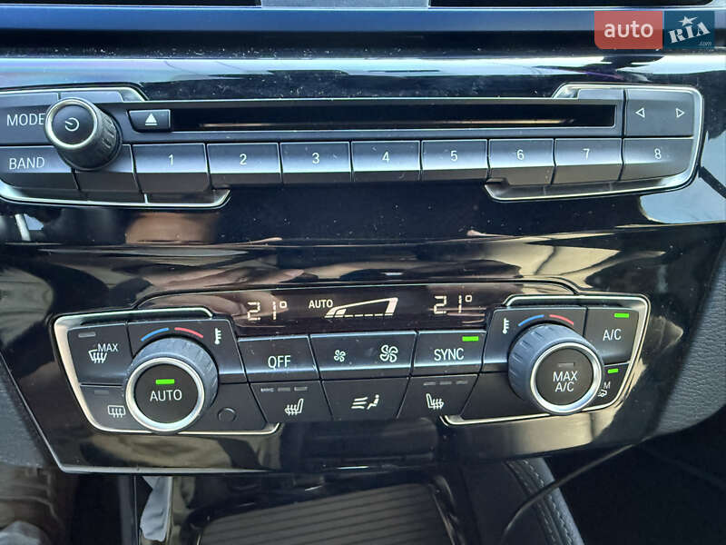 Внедорожник / Кроссовер BMW X1 2016 в Киеве фото 35 Внедорожник / Кроссовер BMW X1 2016 в Киеве