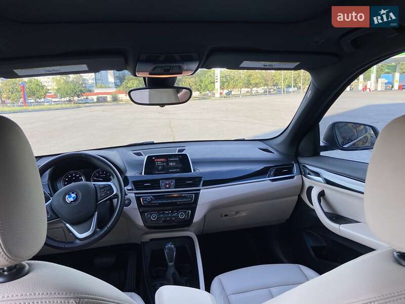 Внедорожник / Кроссовер BMW X1 2019 в Запорожье