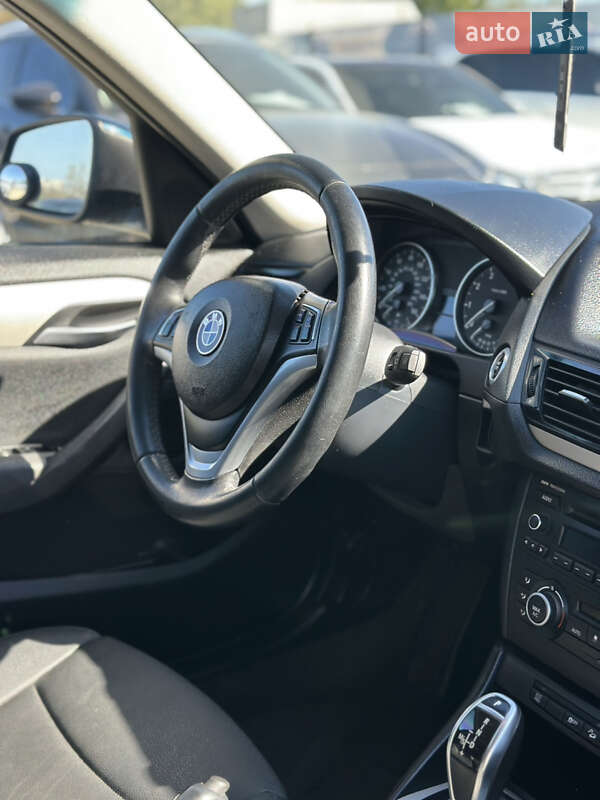 Позашляховик / Кросовер BMW X1 2015 в Івано-Франківську