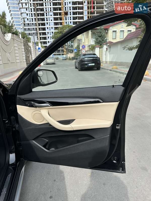 Внедорожник / Кроссовер BMW X1 2017 в Одессе фото 13 Внедорожник / Кроссовер BMW X1 2017 в Одессе