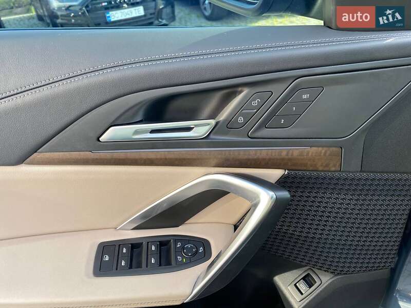 Внедорожник / Кроссовер BMW X1 2024 в Львове