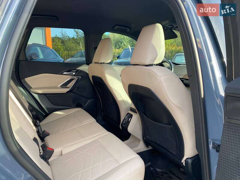 Внедорожник / Кроссовер BMW X1 2024 в Львове