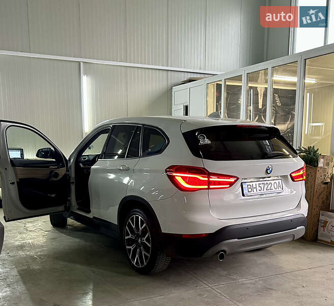 Позашляховик / Кросовер BMW X1 2017 в Одесі
