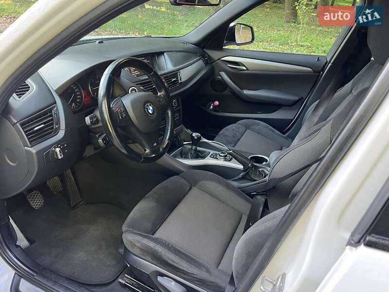 Внедорожник / Кроссовер BMW X1 2013 в Черновцах