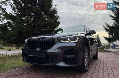 Внедорожник / Кроссовер BMW X1 2022 в Черкассах