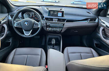 Внедорожник / Кроссовер BMW X1 2020 в 