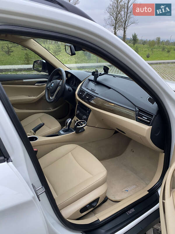 Внедорожник / Кроссовер BMW X1 2012 в Коломые