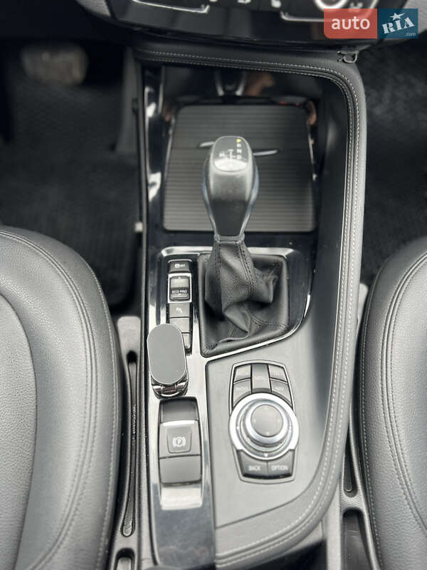 Внедорожник / Кроссовер BMW X1 2016 в Киеве