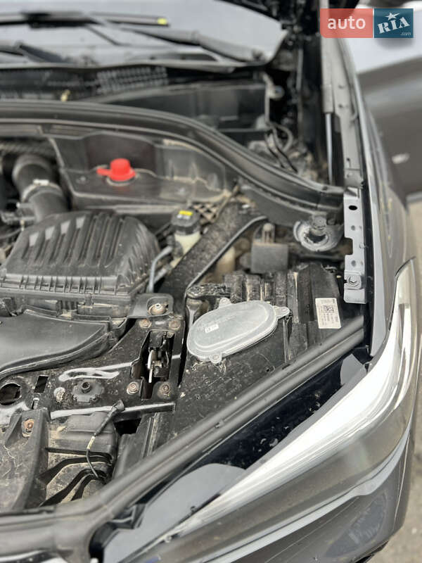 Внедорожник / Кроссовер BMW X1 2016 в Киеве