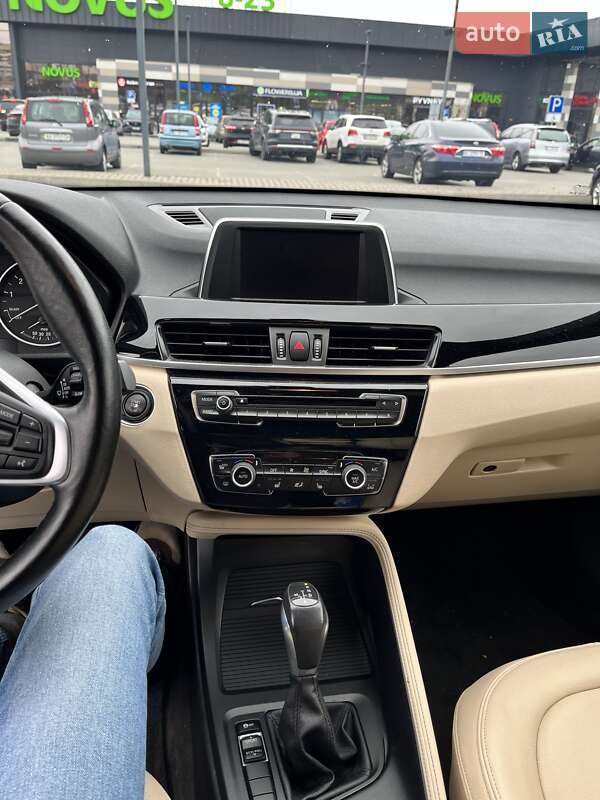 Позашляховик / Кросовер BMW X1 2018 в Києві