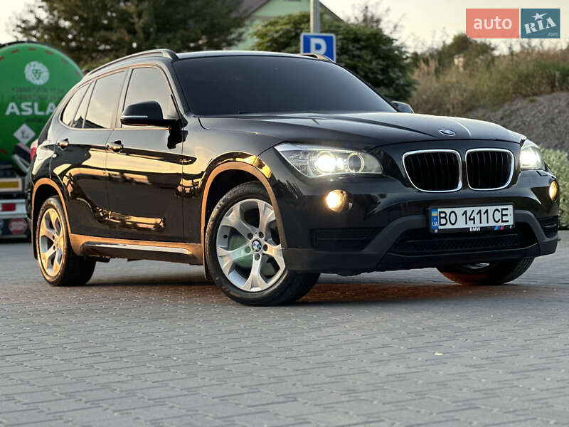 Внедорожник / Кроссовер BMW X1 2013 в Хмельницком