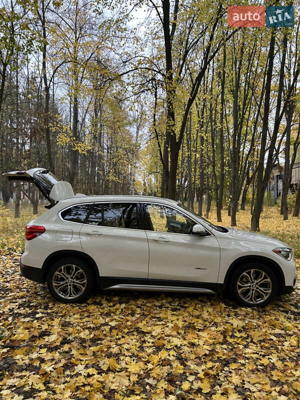 Внедорожник / Кроссовер BMW X1 2017 в Харькове