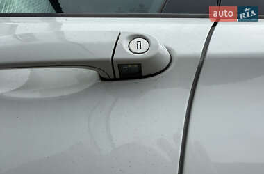Внедорожник / Кроссовер BMW X1 2014 в 