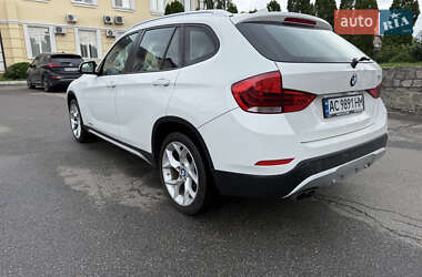 Внедорожник / Кроссовер BMW X1 2014 в 